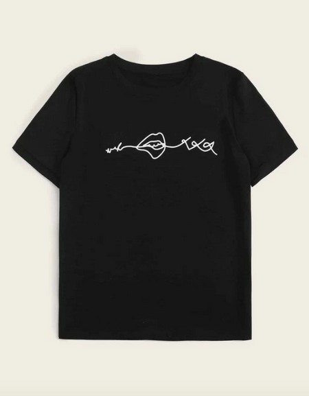 XO Lip T-Shirt - hokiis