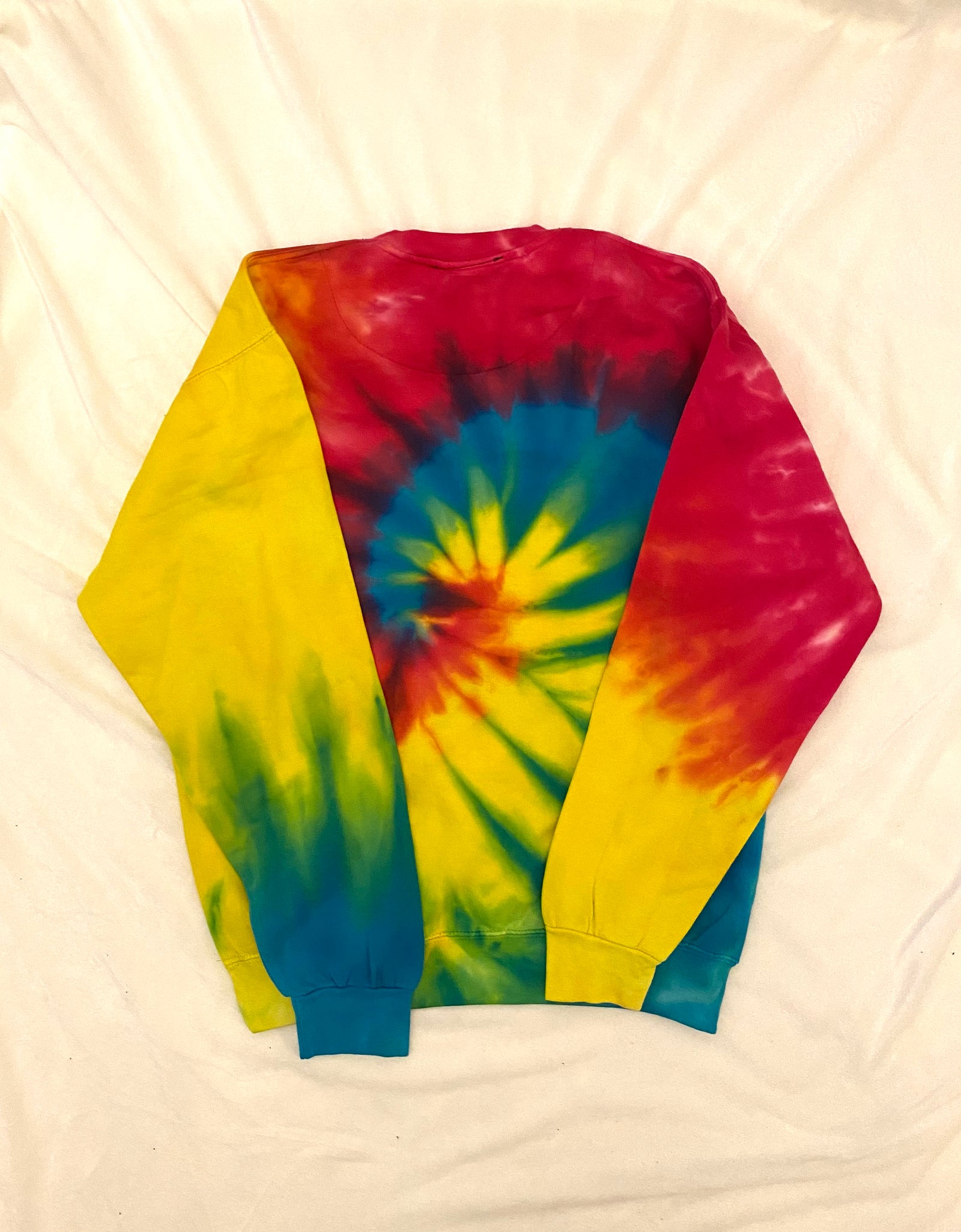 Eco-Friendly Tie-Dye Guns N' Roses Sweatshirt - hokiis